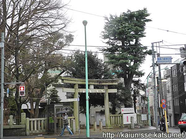 鳩森八幡宮鳥居